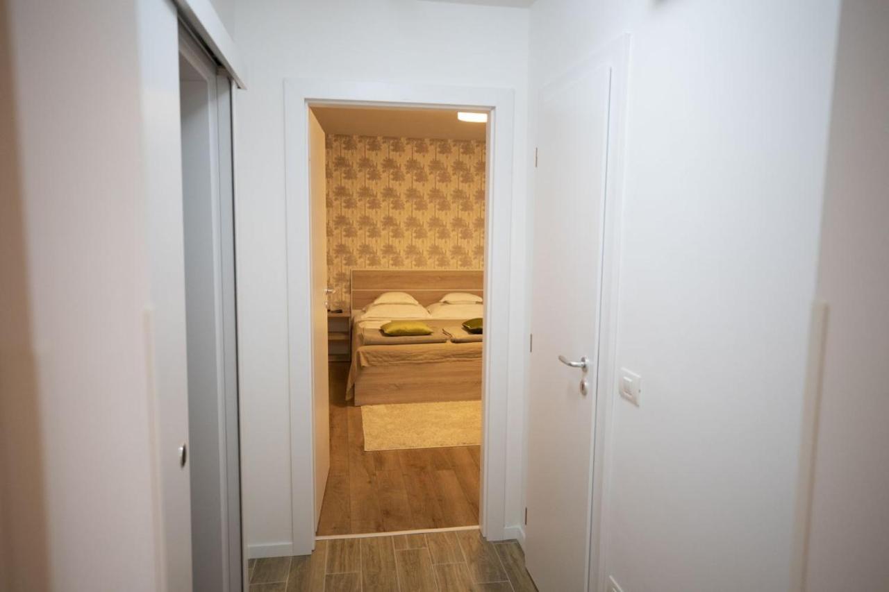 Smp Apartment 3 Temesvár Kültér fotó